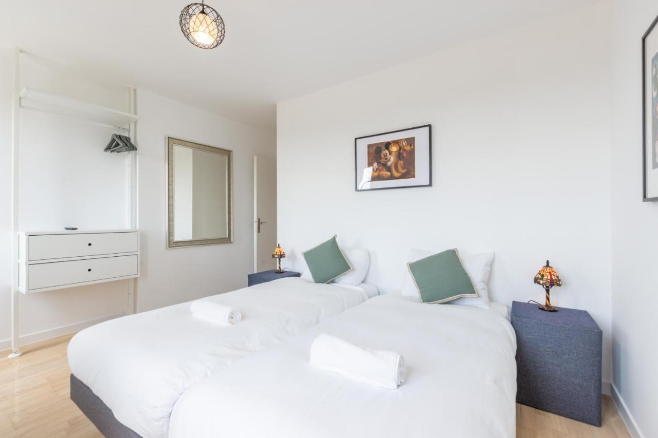 Sur Un Nuage By Plaza Apartment Serris Luaran gambar